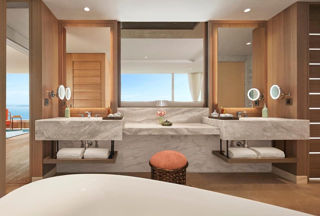 Taj Cidade De Goa Horizon, Goa Panaji Dış mekan fotoğraf Bathroom