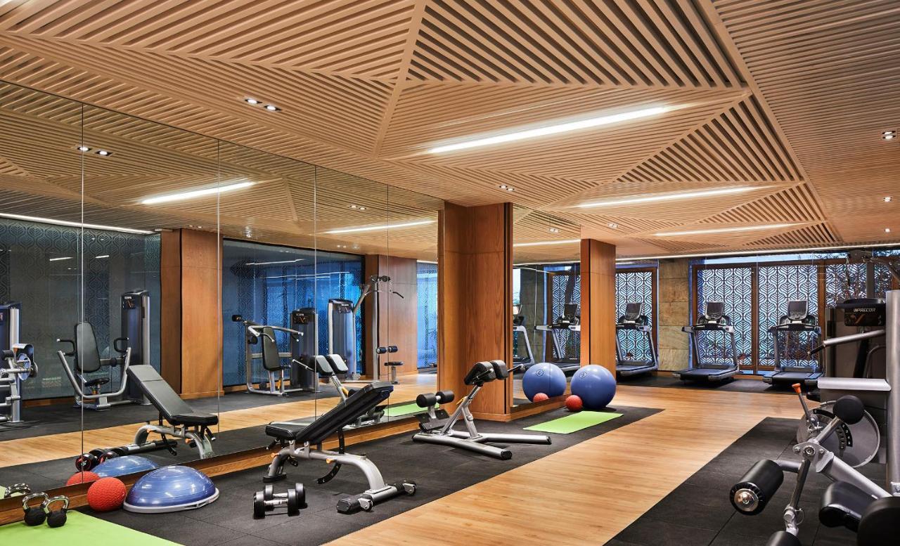 Taj Cidade De Goa Horizon, Goa Panaji Dış mekan fotoğraf The gym at The Dorchester